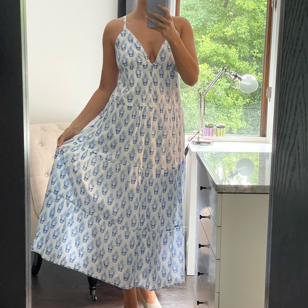 New! 100%cotton shell Blue and White Floral Midi Dress,Thin Straps L tag missing